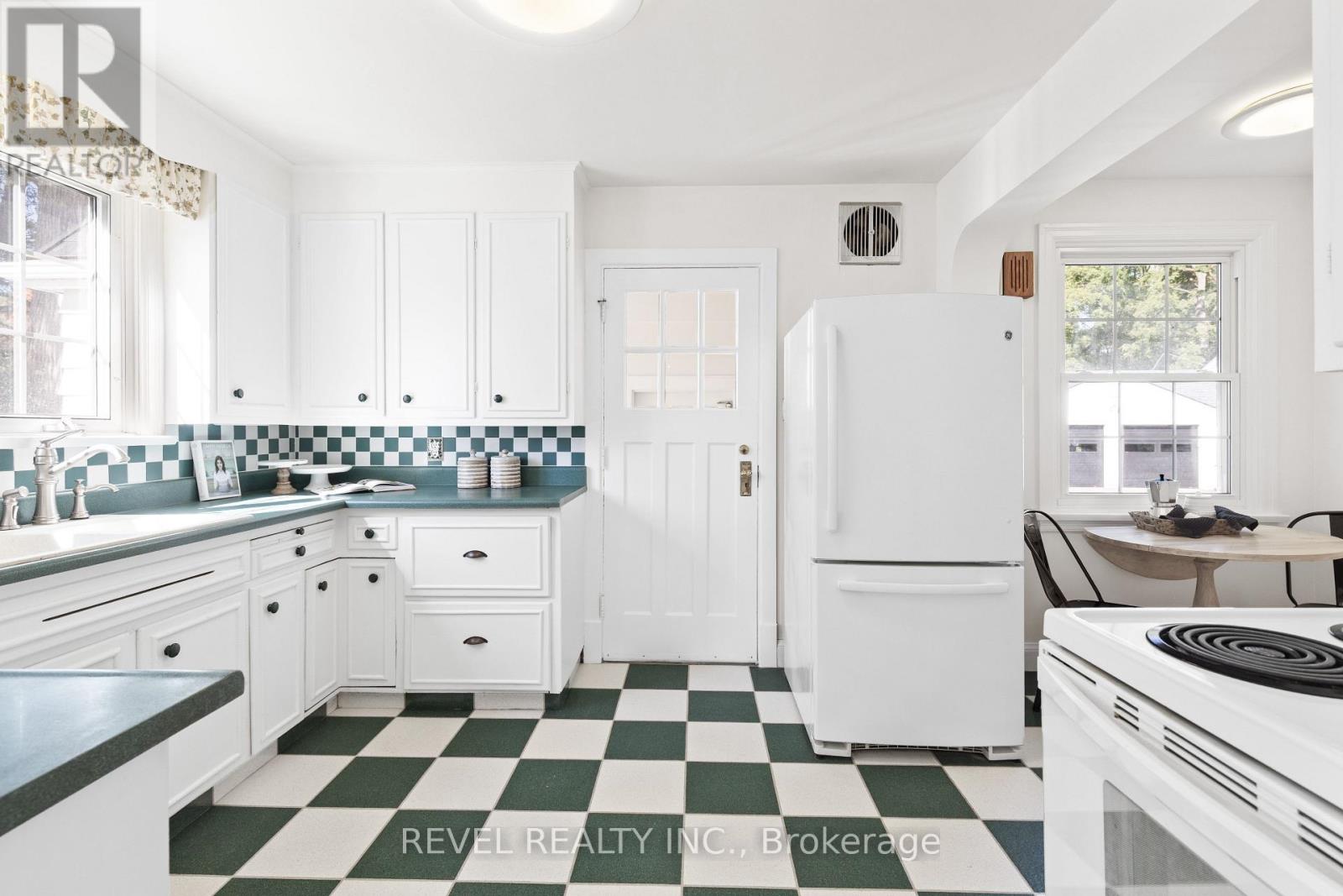 13 Sylvan Crescent, Kawartha Lakes, Ontario  K9V 2W4 - Photo 13 - X13028686