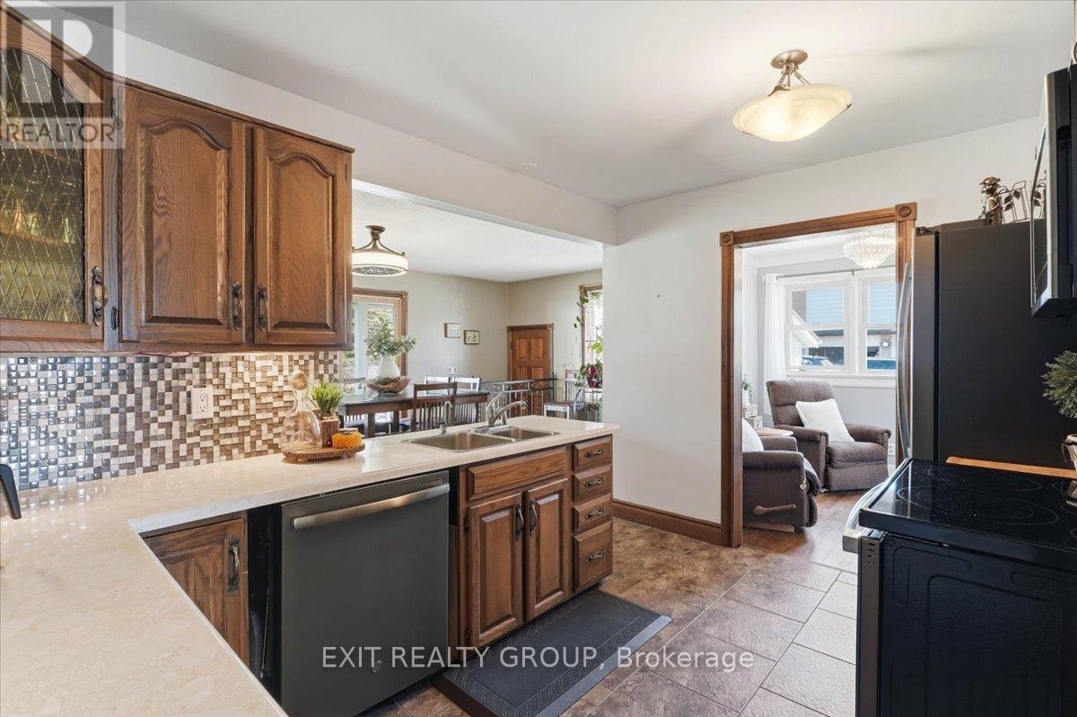 188 Riverside Parkway, Quinte West, Ontario  K0K 2C0 - Photo 5 - X13028762