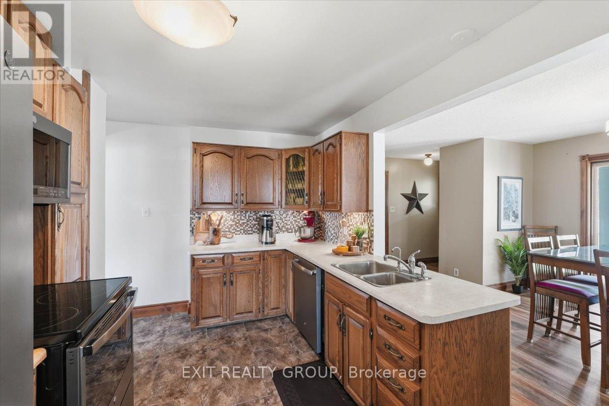 188 Riverside Parkway, Quinte West, Ontario  K0K 2C0 - Photo 6 - X13028762