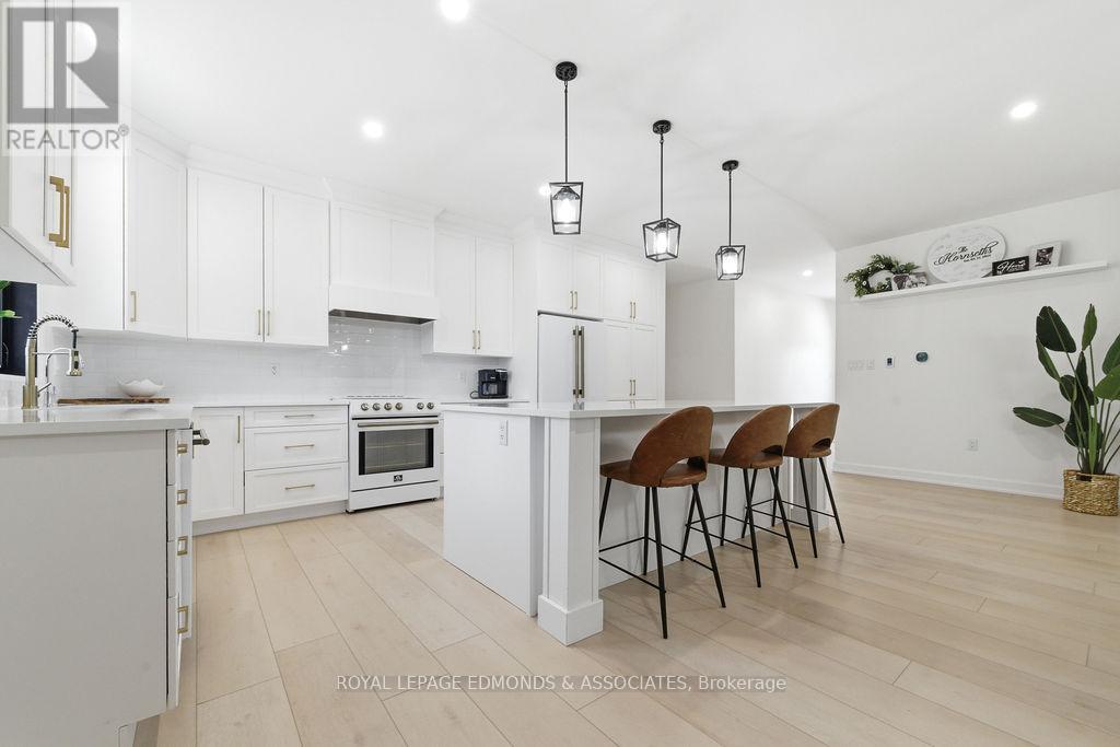 151 Sufian Street, Laurentian Valley, Ontario  K8A 6W6 - Photo 18 - X13028756