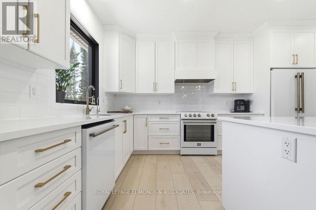 151 Sufian Street, Laurentian Valley, Ontario  K8A 6W6 - Photo 19 - X13028756