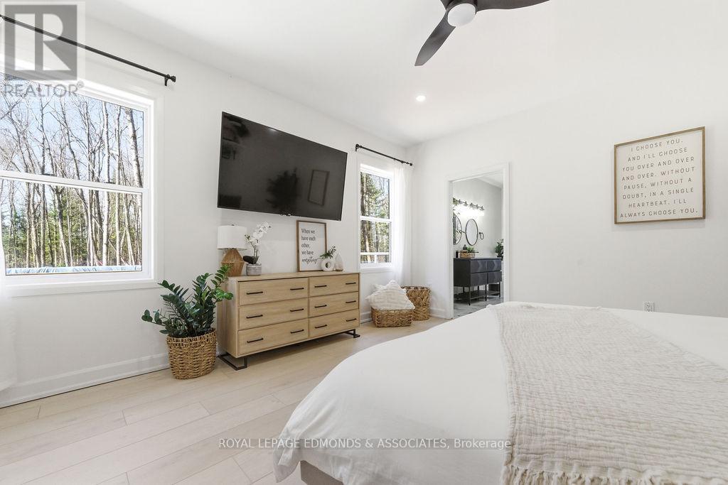 151 Sufian Street, Laurentian Valley, Ontario  K8A 6W6 - Photo 28 - X13028756