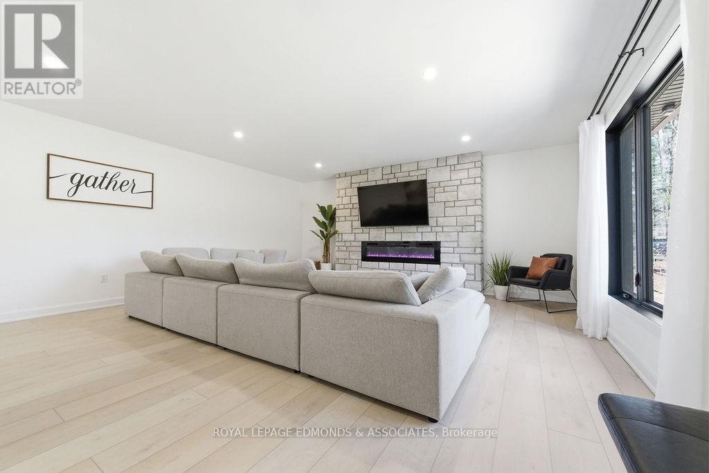 151 Sufian Street, Laurentian Valley, Ontario  K8A 6W6 - Photo 9 - X13028756