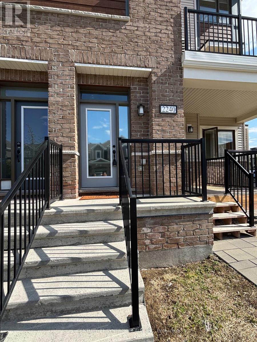 2240 Watercolours Way, Ottawa, Ontario  K2J 6L3 - Photo 2 - X13028690