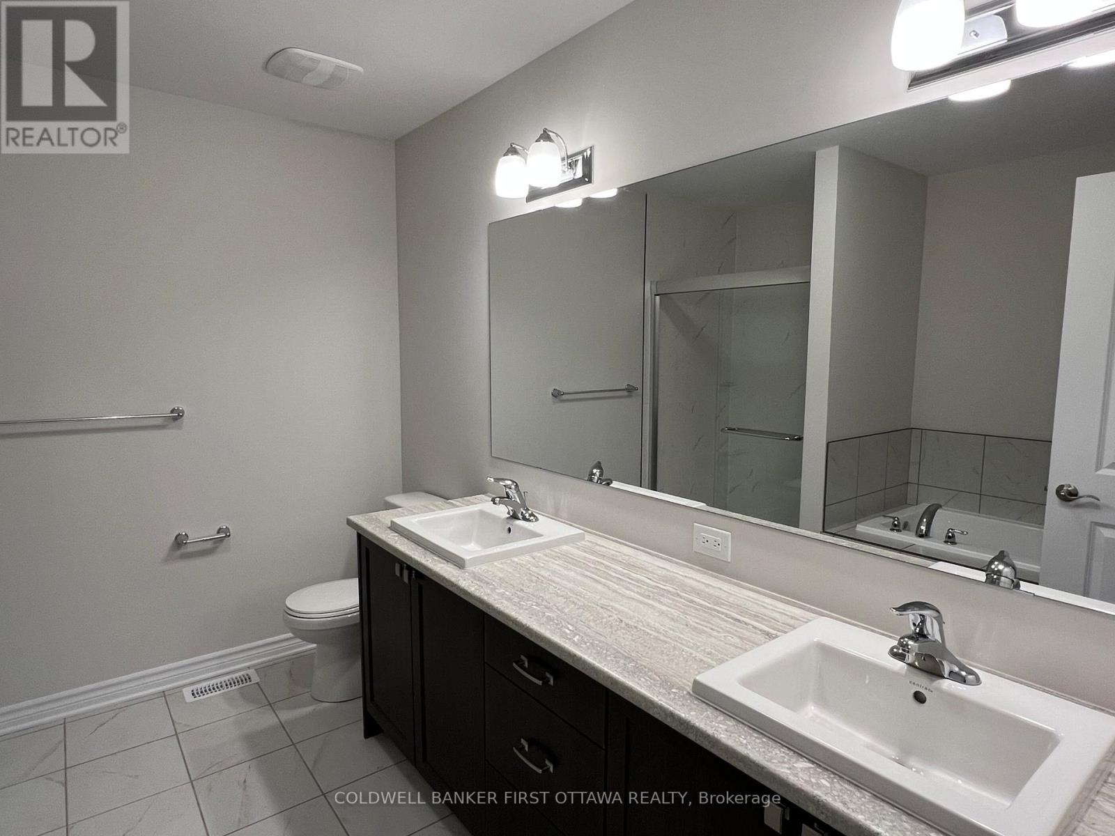 17 Atop Lane, Ottawa, Ontario  K1X 0H2 - Photo 15 - X13028746