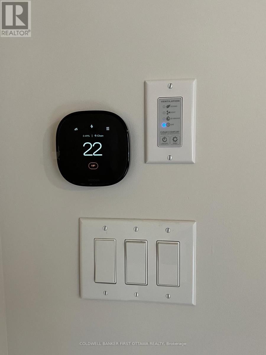 17 Atop Lane, Ottawa, Ontario  K1X 0H2 - Photo 21 - X13028746