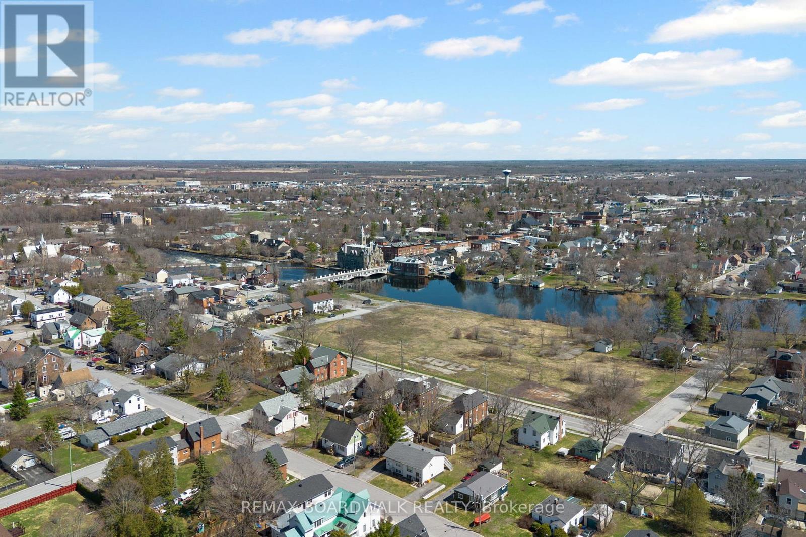 403 Flora Street, Carleton Place, Ontario  K7C 4T6 - Photo 30 - X13028808