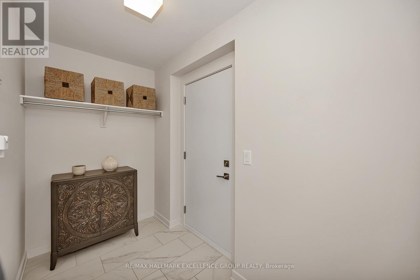 677 Honeydew Street, Ottawa, Ontario  K1X 0K5 - Photo 12 - X13028814