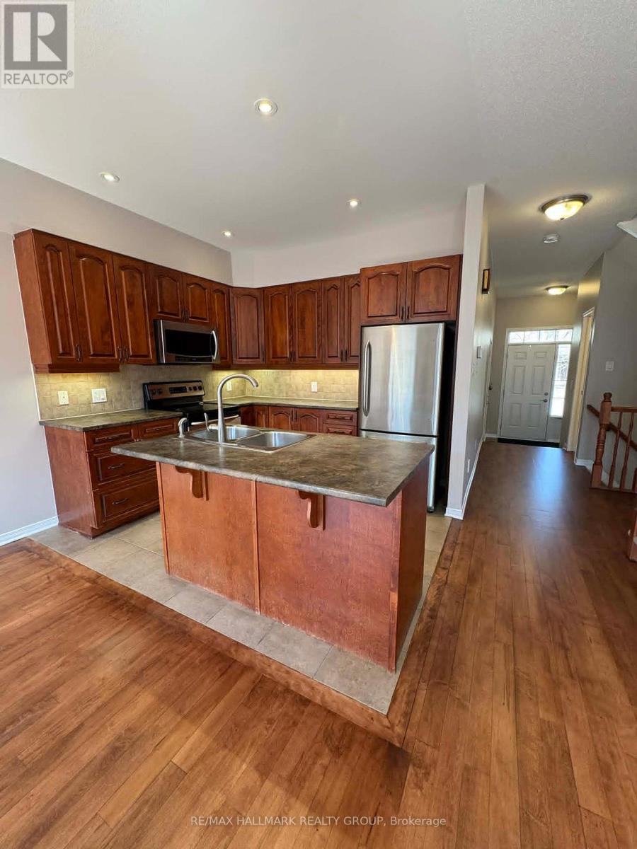 756 Nakina Way, Ottawa, Ontario  K1V 2J1 - Photo 10 - X13028818