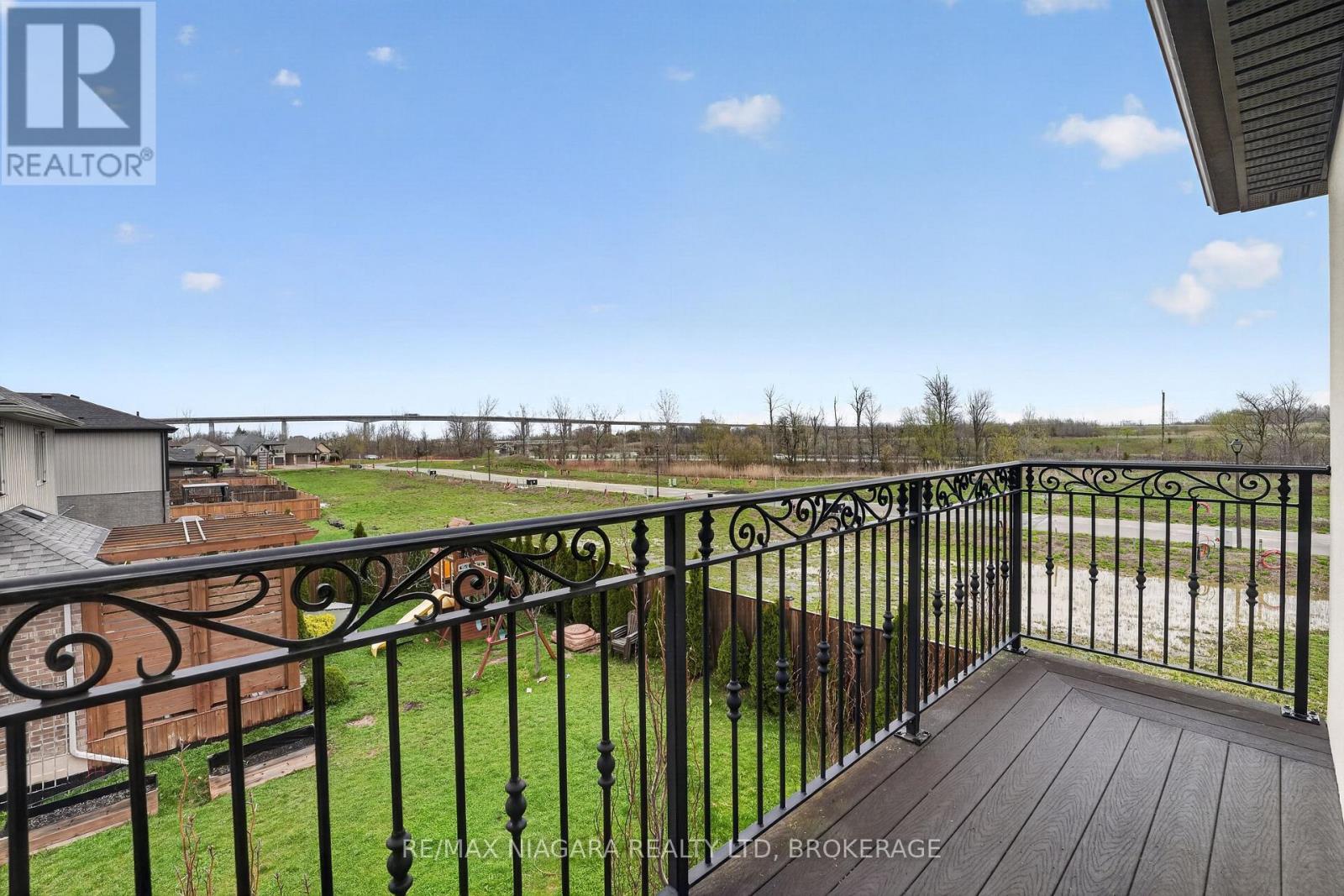 60 Mackenzie King Avenue, St. Catharines, Ontario  L2P 0E1 - Photo 20 - X13028670