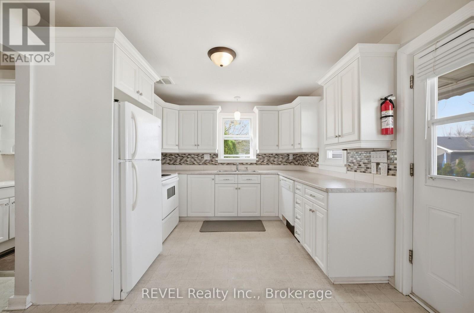 35 Hatter Avenue, Welland, Ontario  L3C 3P4 - Photo 12 - X13028758