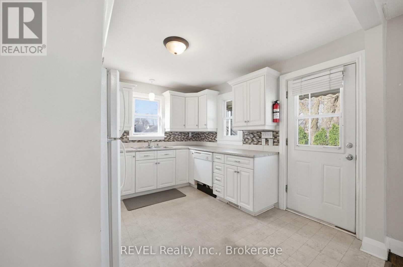 35 Hatter Avenue, Welland, Ontario  L3C 3P4 - Photo 13 - X13028758