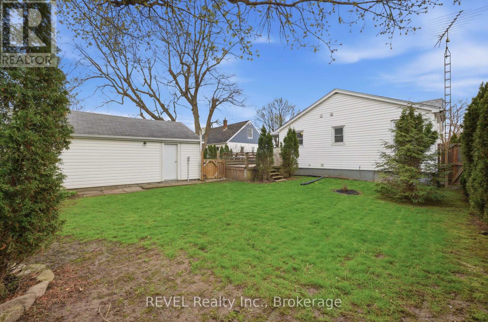 35 Hatter Avenue, Welland, Ontario  L3C 3P4 - Photo 6 - X13028758