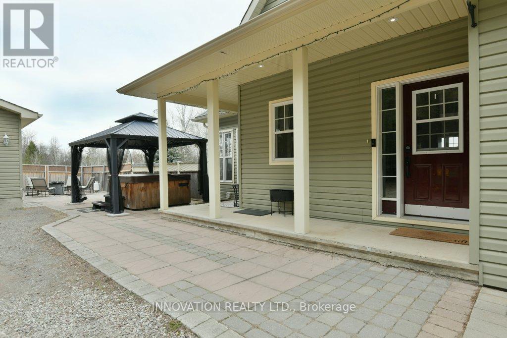 207 Ferguson Falls Road, Lanark Highlands, Ontario  K7C 0C5 - Photo 7 - X12867616