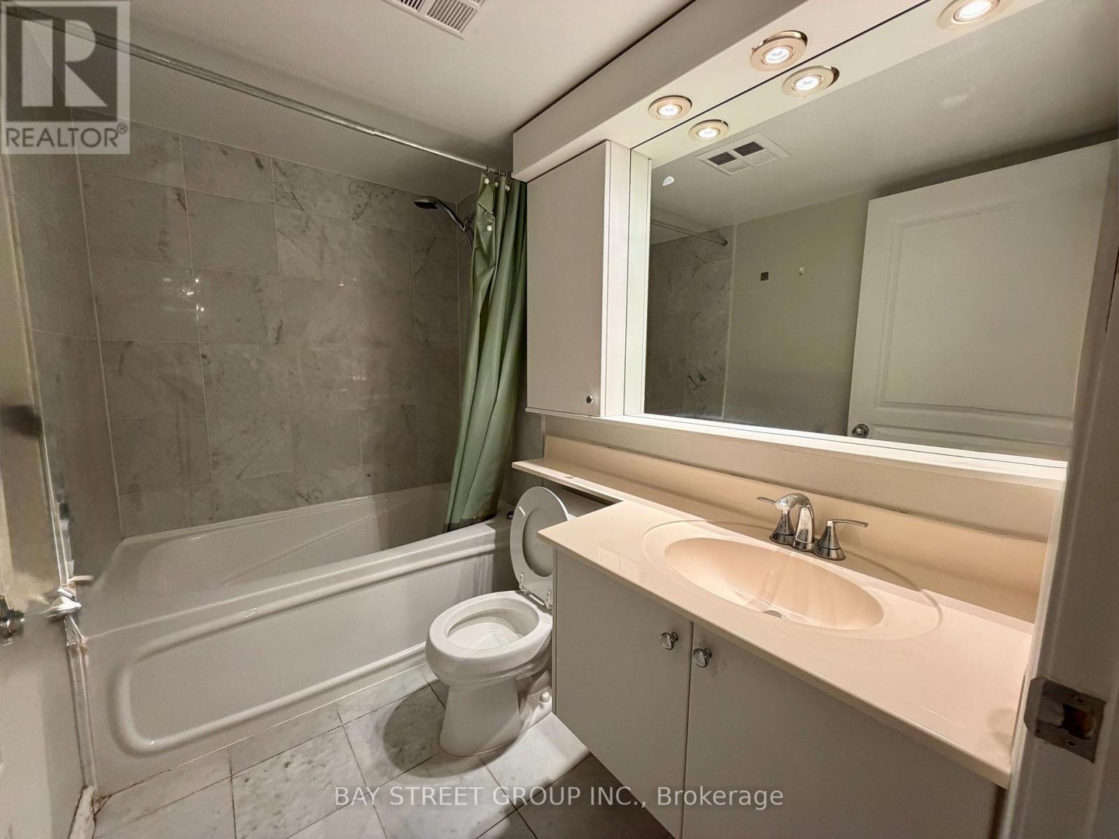 1203 - 801 Bay Street, Toronto, Ontario  M5S 1Y9 - Photo 9 - C13028676