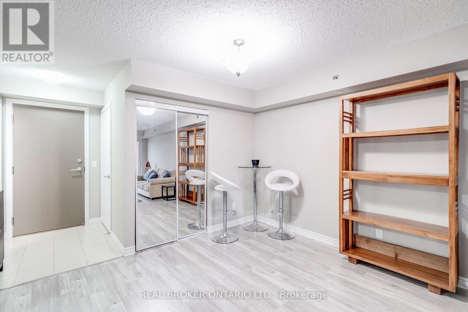 225 - 35 Saranac Boulevard, Toronto, Ontario  M6A 2G4 - Photo 9 - C13028684