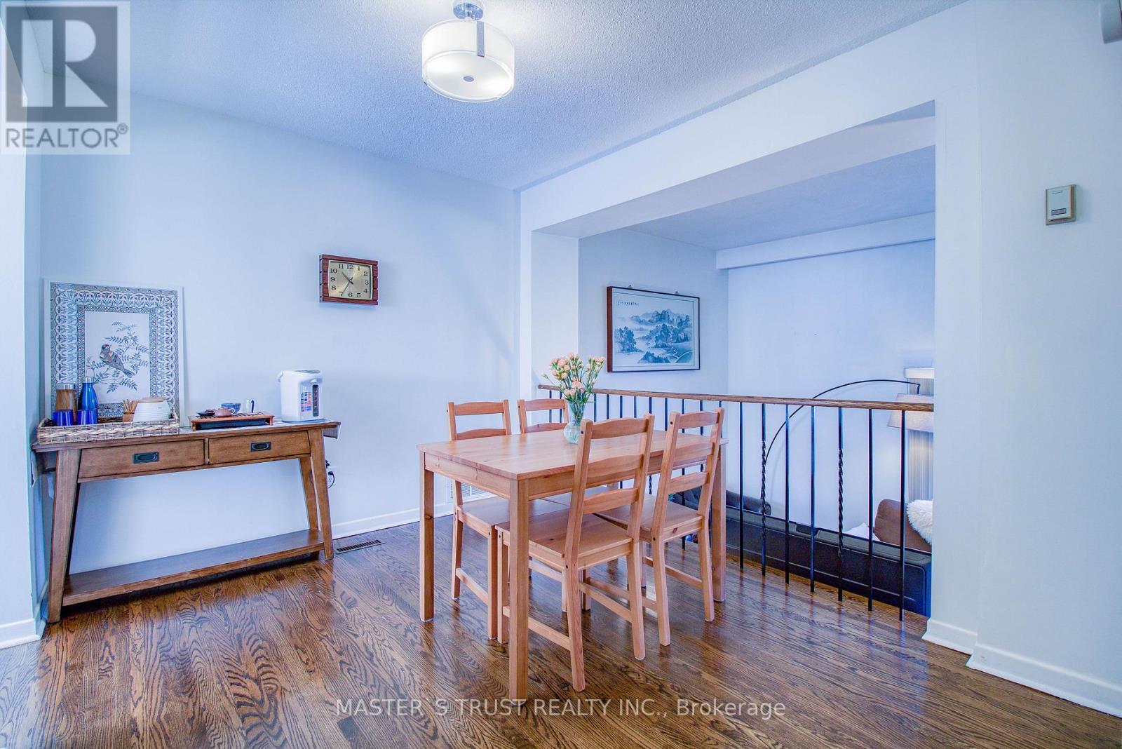 20 Sego Royalway, Toronto, Ontario  M2H 1L4 - Photo 10 - C13028760