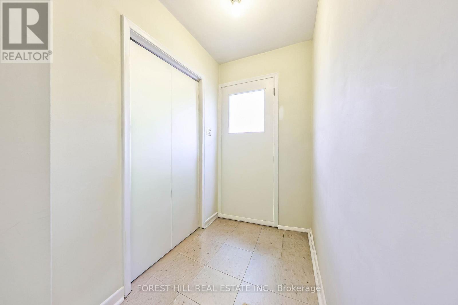 63 Hopperton Drive, Toronto, Ontario  M2L 2S7 - Photo 20 - C13028768