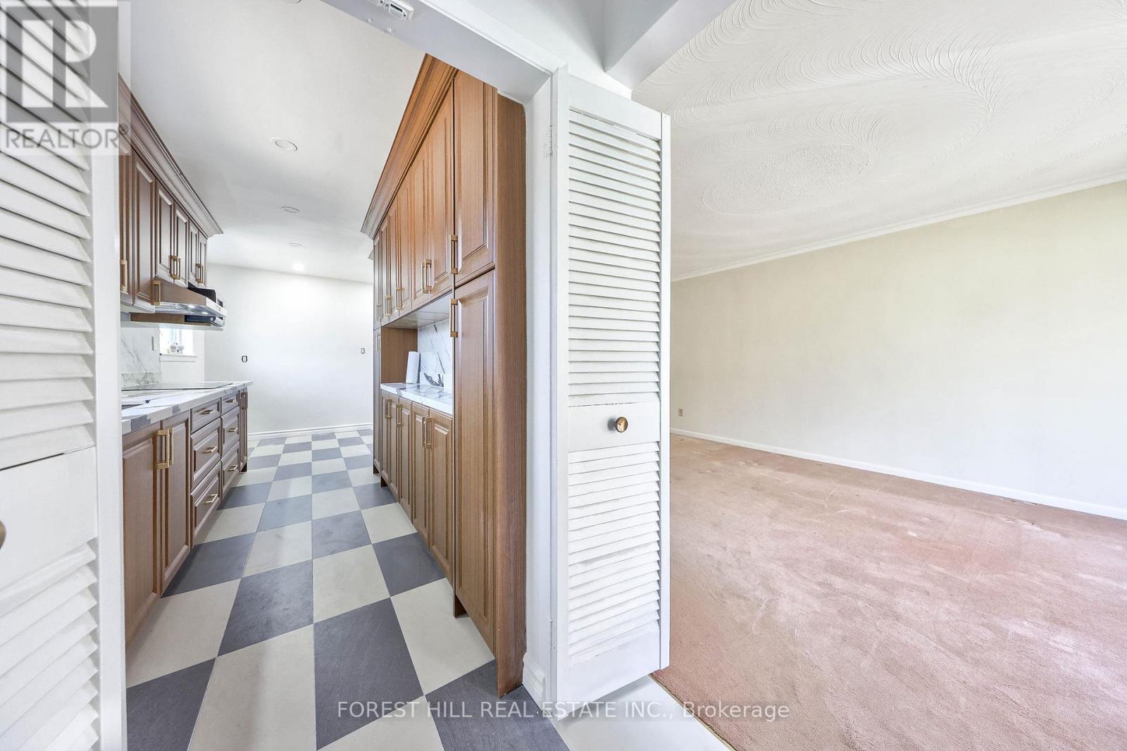 63 Hopperton Drive, Toronto, Ontario  M2L 2S7 - Photo 9 - C13028768