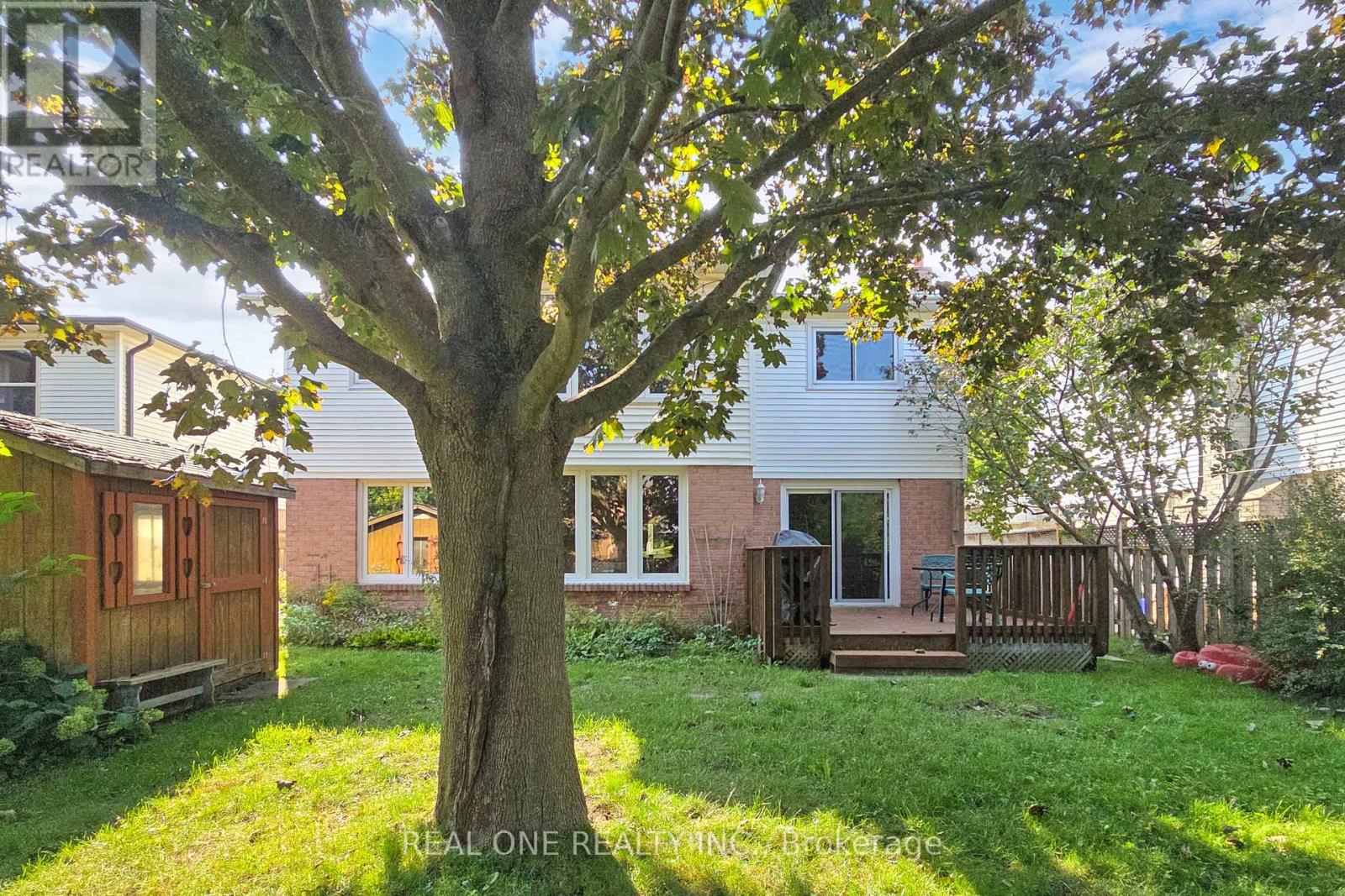 27 Gladiola Court E, Whitby, Ontario  L1R 1N8 - Photo 13 - E13028704