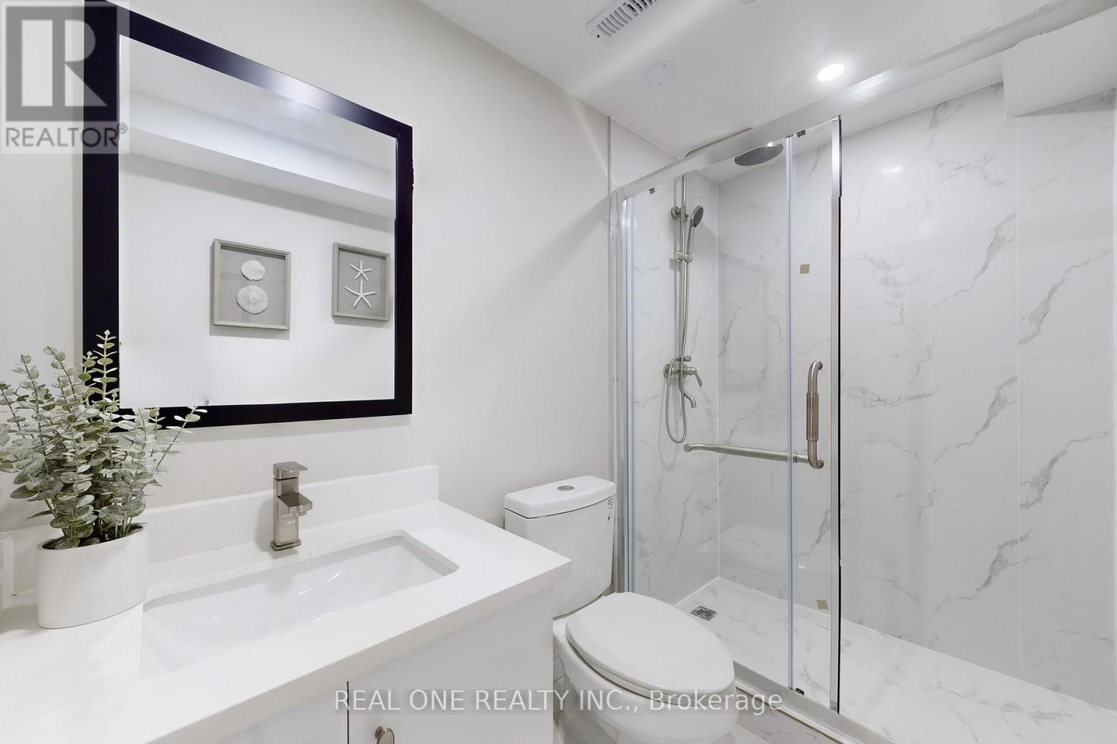 27 Gladiola Court E, Whitby, Ontario  L1R 1N8 - Photo 8 - E13028704