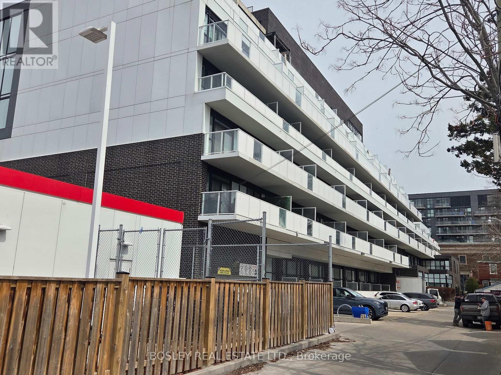 #202 - 2301 Danforth Avenue, Toronto, Ontario  M4C 1K5 - Photo 18 - E13028770