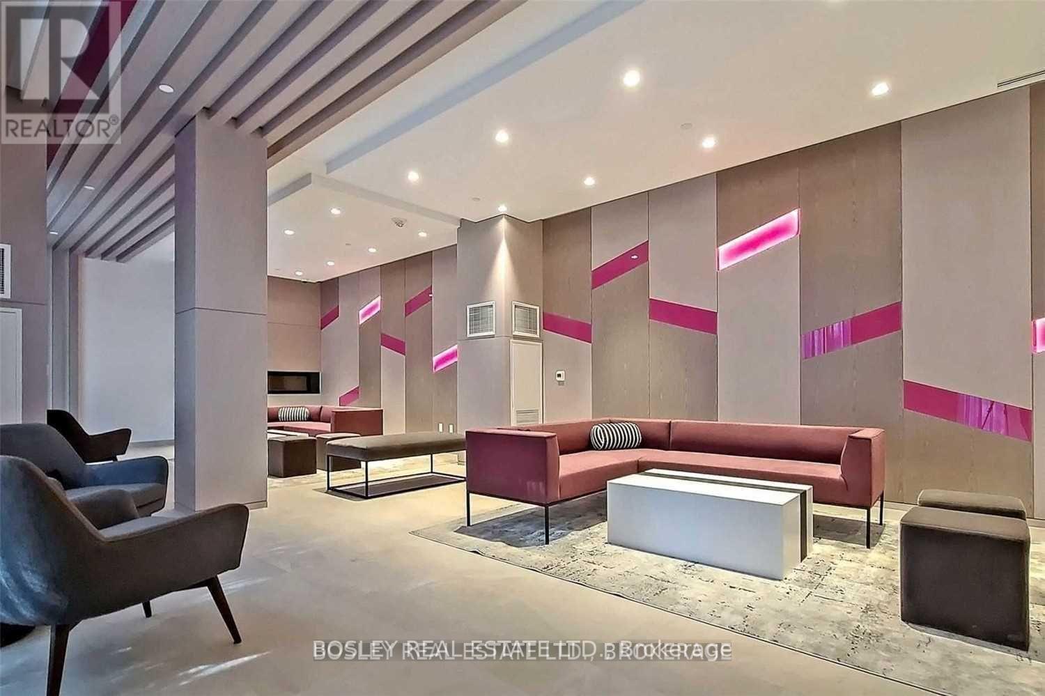 #202 - 2301 Danforth Avenue, Toronto, Ontario  M4C 1K5 - Photo 3 - E13028770