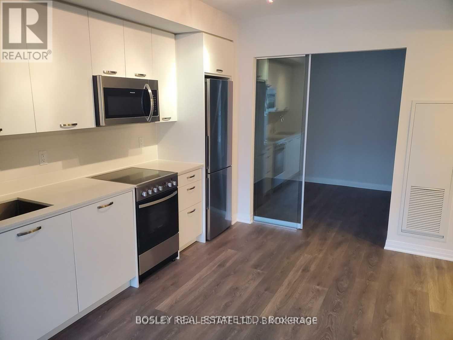 #202 - 2301 Danforth Avenue, Toronto, Ontario  M4C 1K5 - Photo 5 - E13028770