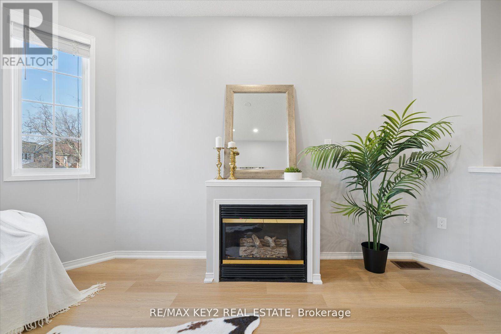 1652 Autumn Crescent, Pickering, Ontario  L1V 6X6 - Photo 25 - E13028802