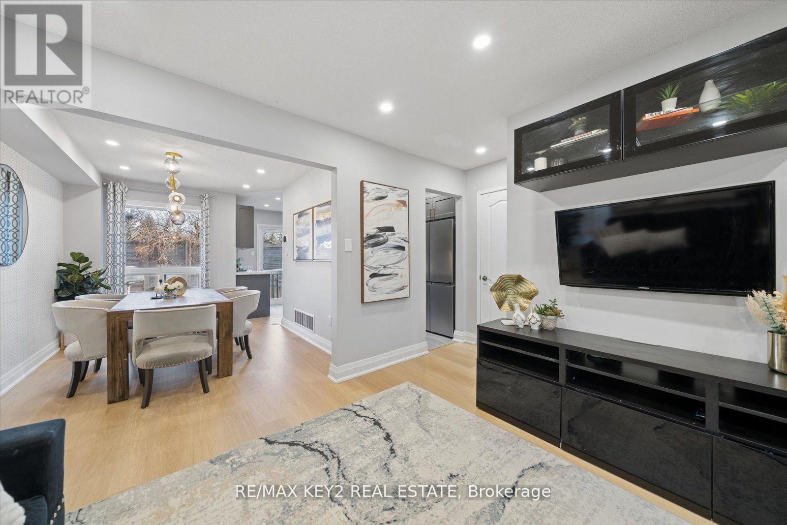 1652 Autumn Crescent, Pickering, Ontario  L1V 6X6 - Photo 8 - E13028802