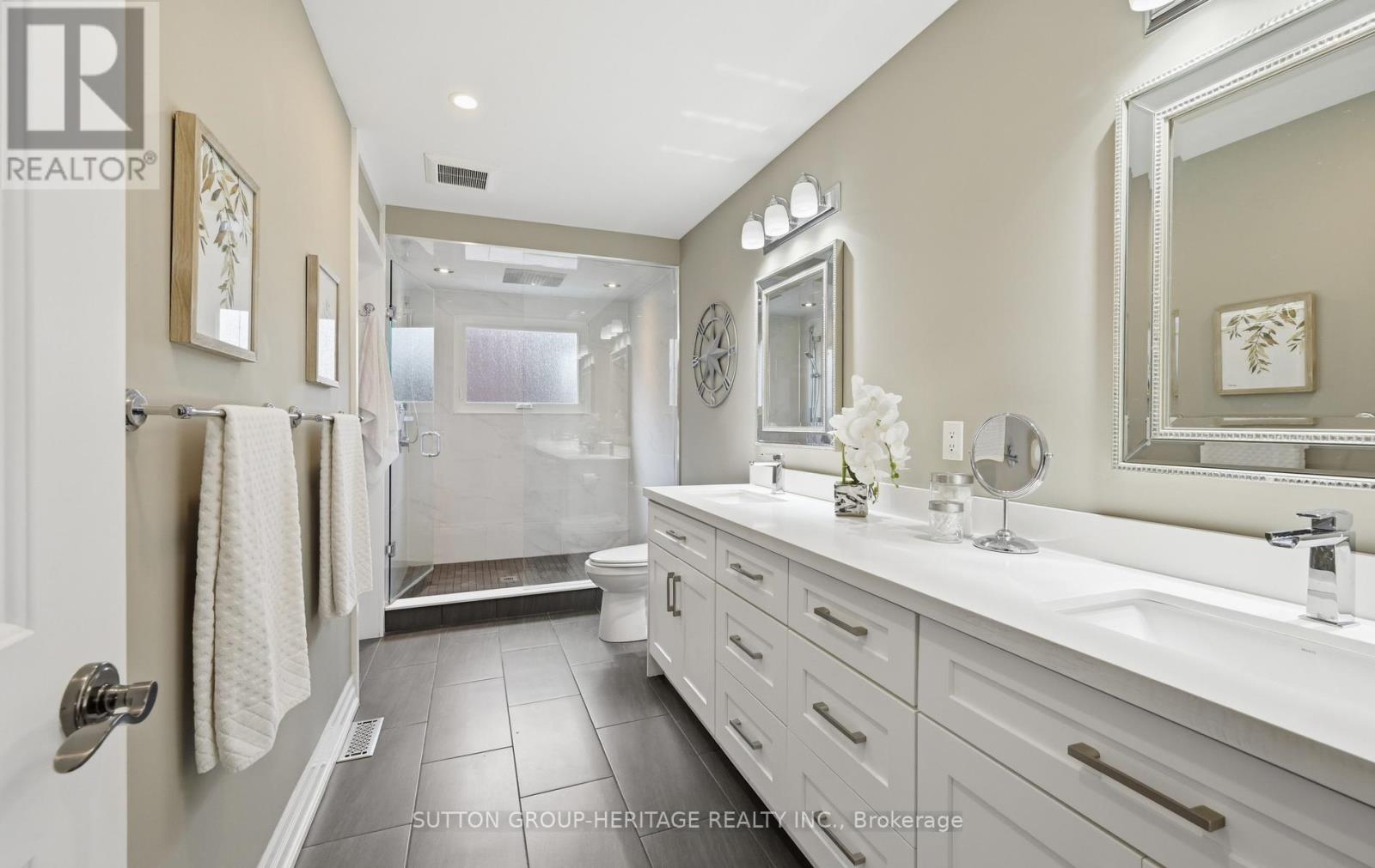 537 Charnwood Court, Pickering, Ontario  L1V 4Y5 - Photo 22 - E13028810