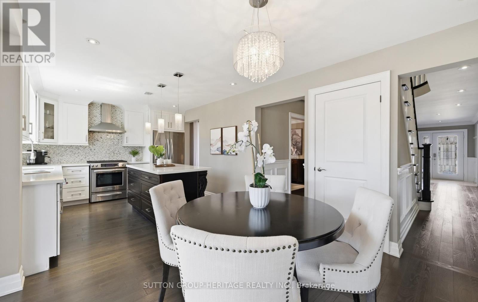 537 Charnwood Court, Pickering, Ontario  L1V 4Y5 - Photo 9 - E13028810