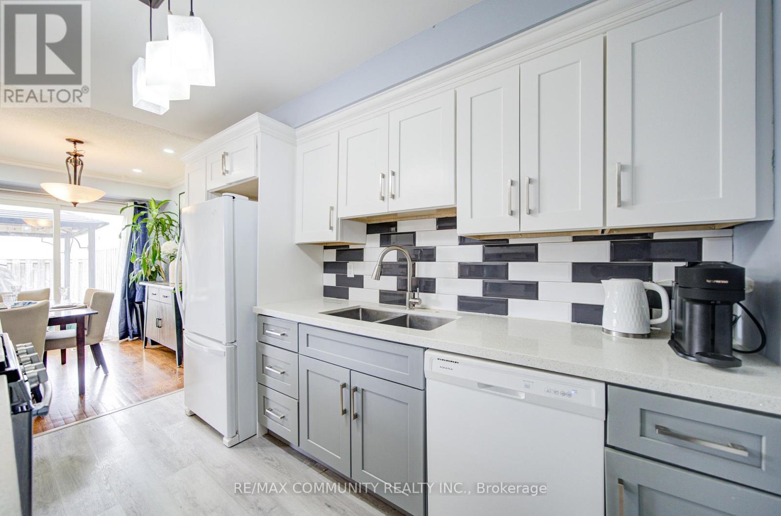 37 Vodden Court, Brampton, Ontario  L6V 2V7 - Photo 24 - W13019636