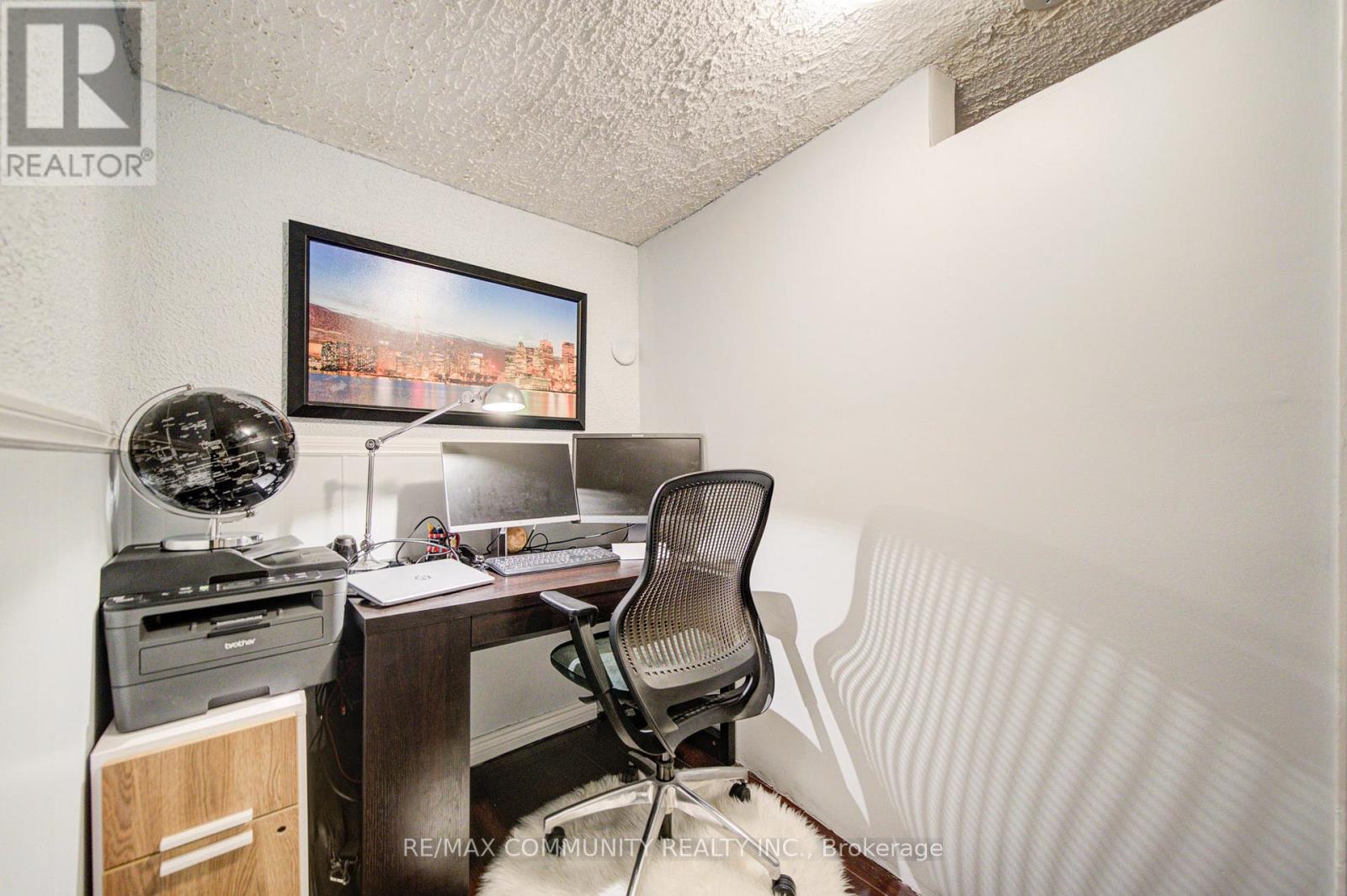 37 Vodden Court, Brampton, Ontario  L6V 2V7 - Photo 42 - W13019636