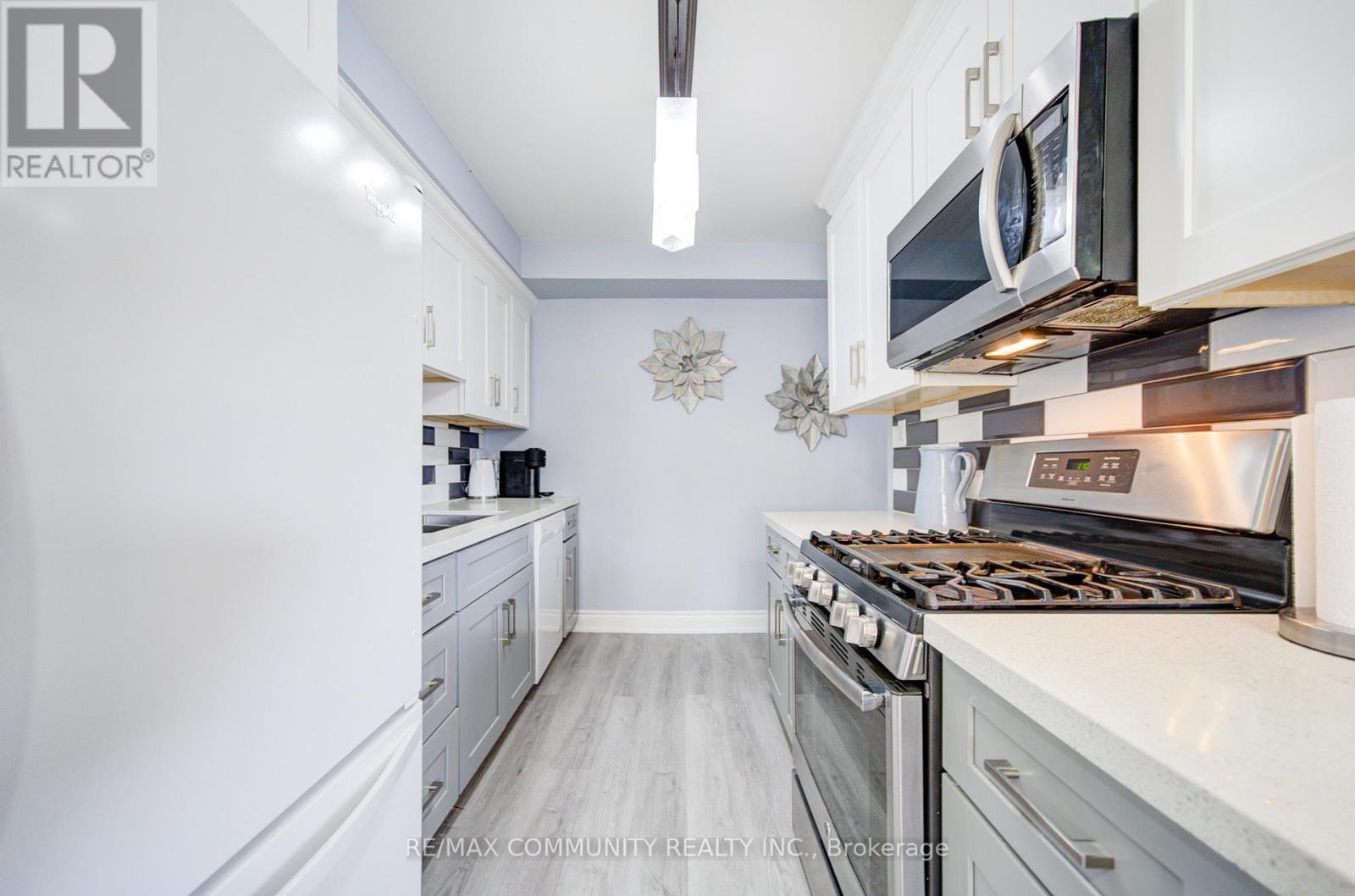 37 Vodden Court, Brampton, Ontario  L6V 2V7 - Photo 22 - W13019636