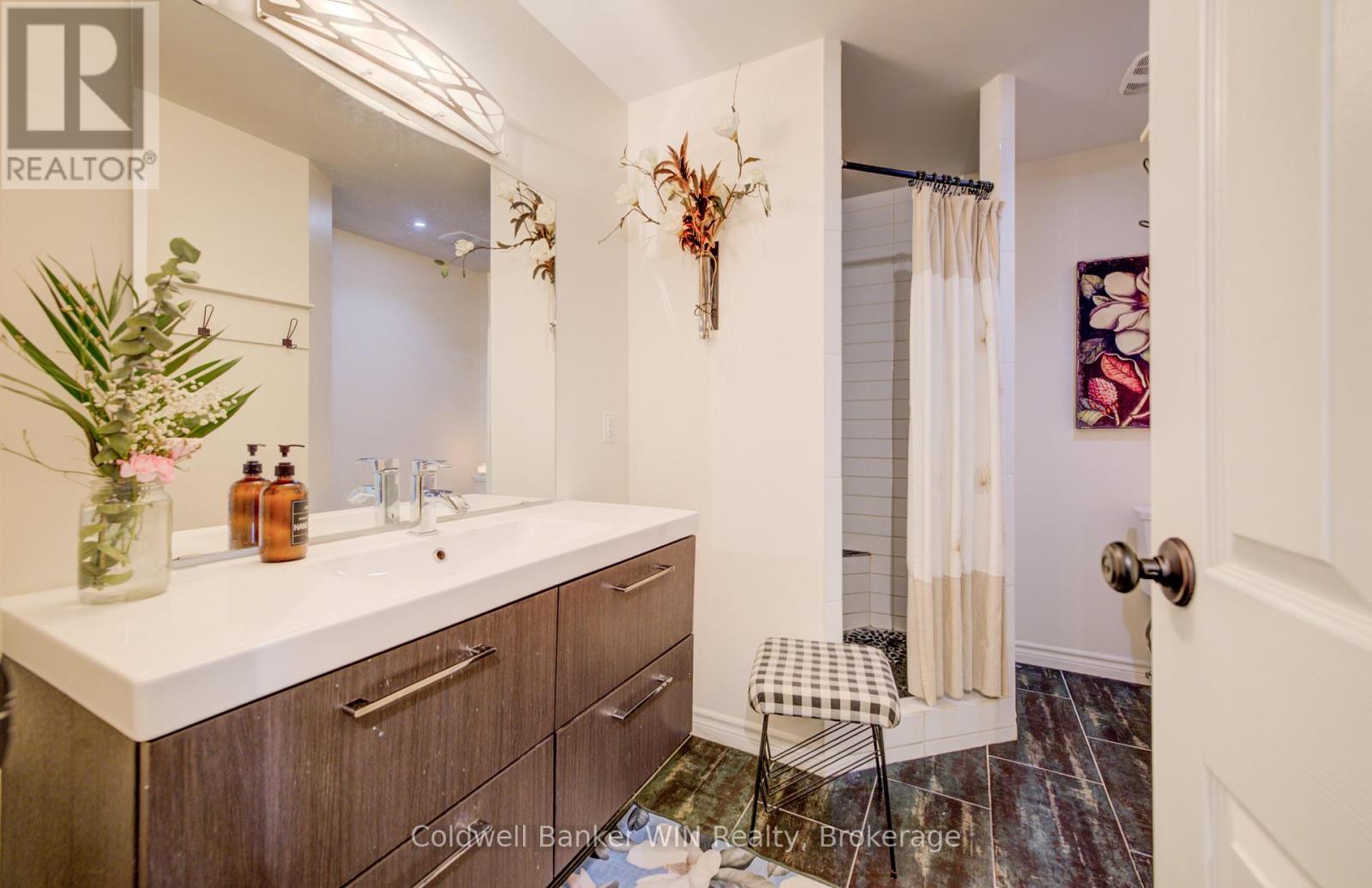 195 North Water Street E, Wellington North, Ontario  N0G 2L3 - Photo 18 - X13028806