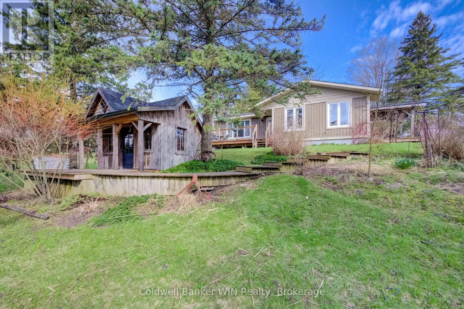 195 North Water Street E, Wellington North, Ontario  N0G 2L3 - Photo 2 - X13028806