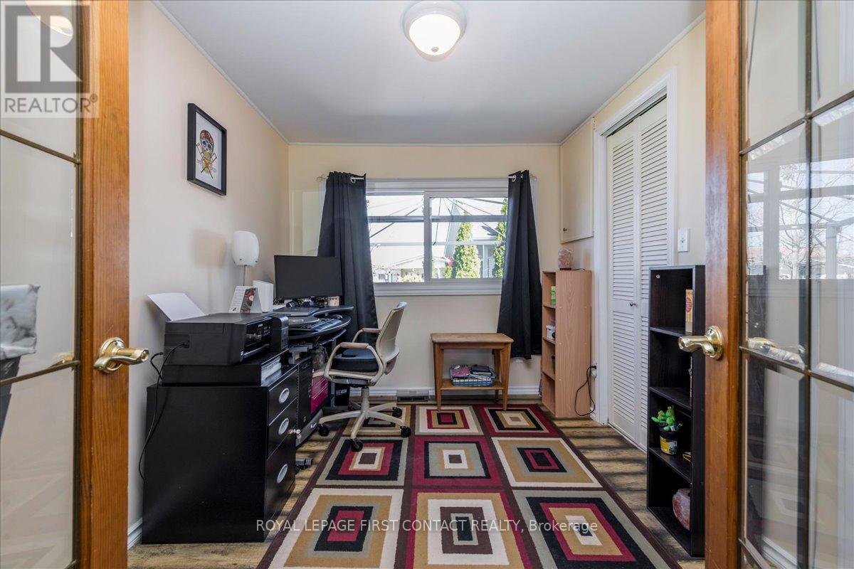 34 Flora Drive, Innisfil, Ontario  L9S 1R1 - Photo 19 - N13028668