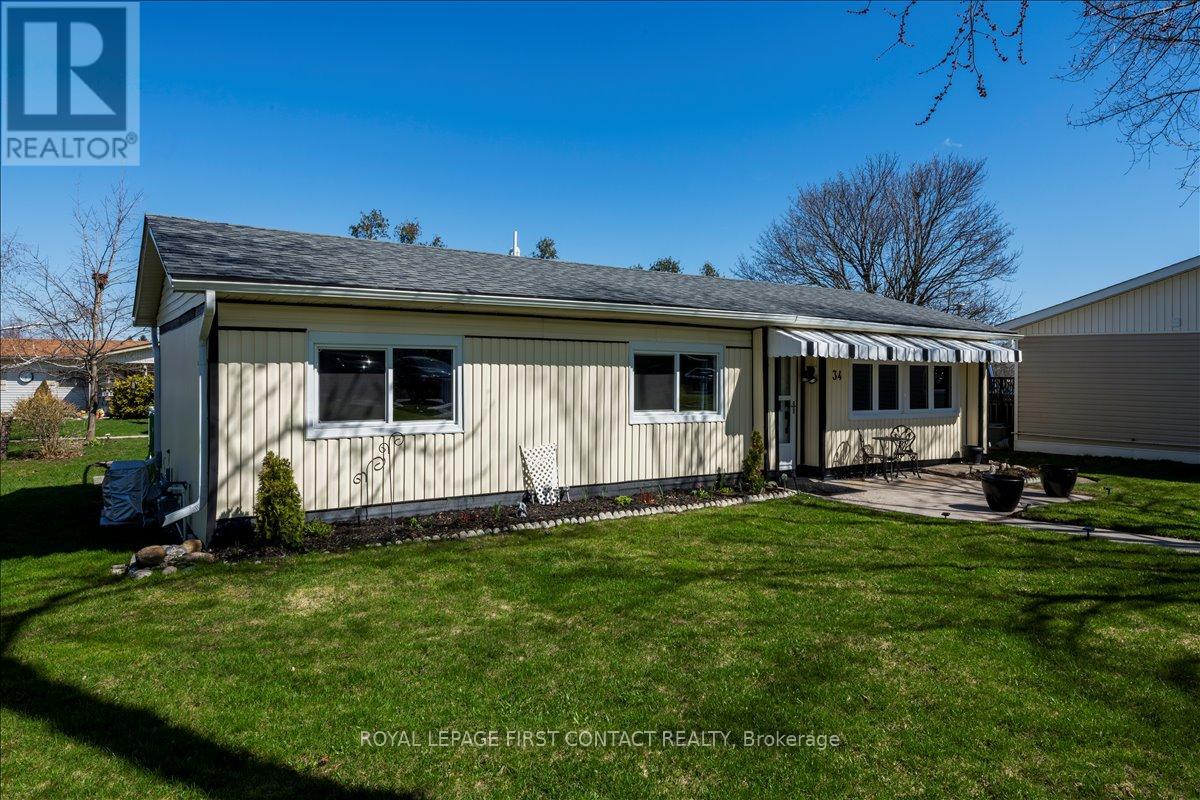 34 Flora Drive, Innisfil, Ontario  L9S 1R1 - Photo 2 - N13028668