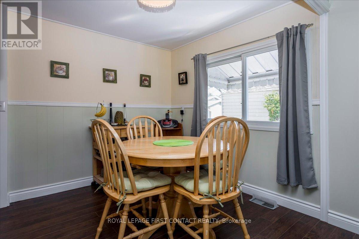 34 Flora Drive, Innisfil, Ontario  L9S 1R1 - Photo 7 - N13028668