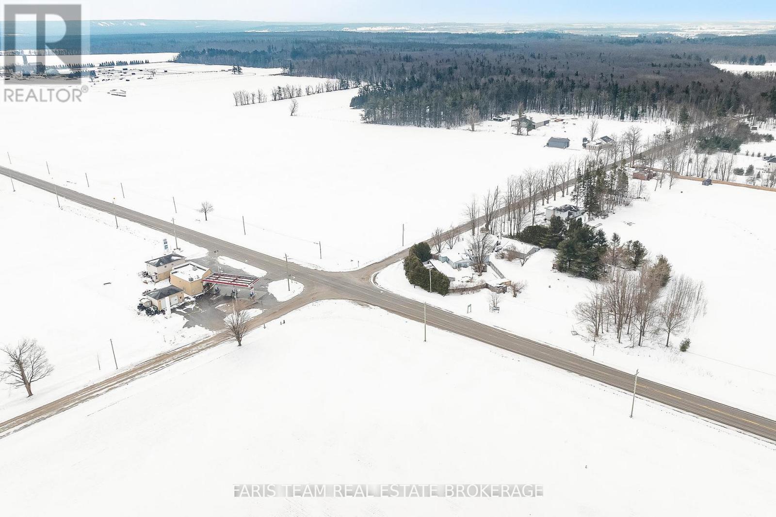 1008 Rainbow Valley Road W, Springwater, Ontario  L0L 2K0 - Photo 21 - S13028720