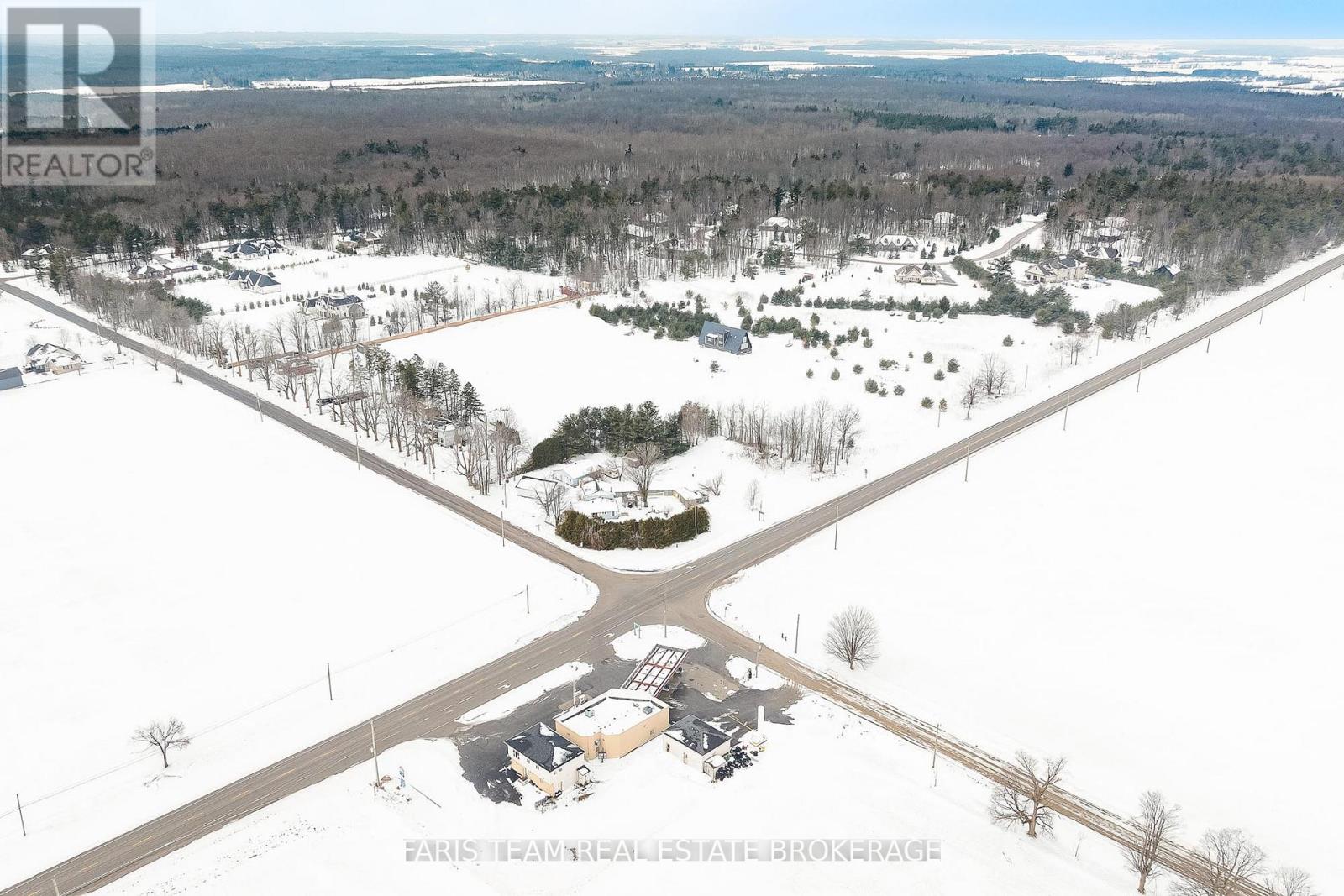 1008 Rainbow Valley Road W, Springwater, Ontario  L0L 2K0 - Photo 19 - S13028726