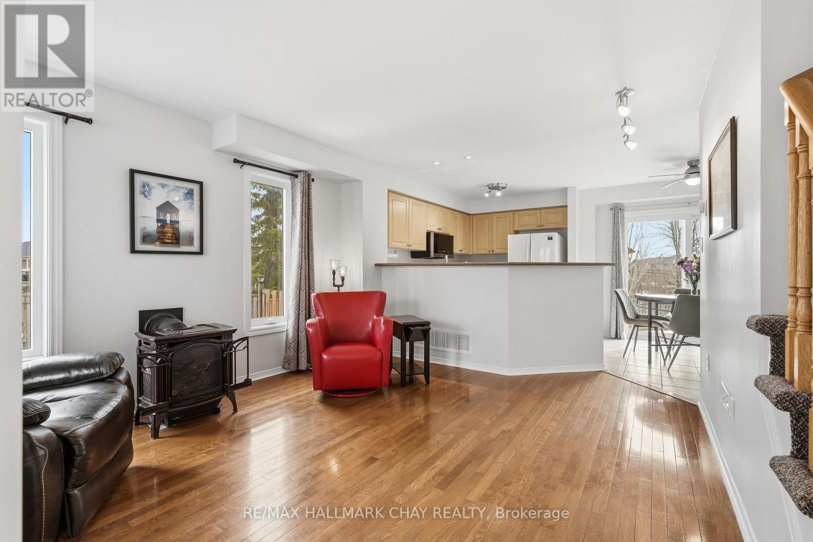 127 Trevino Circle, Barrie, Ontario  L4M 6T8 - Photo 7 - S13028730