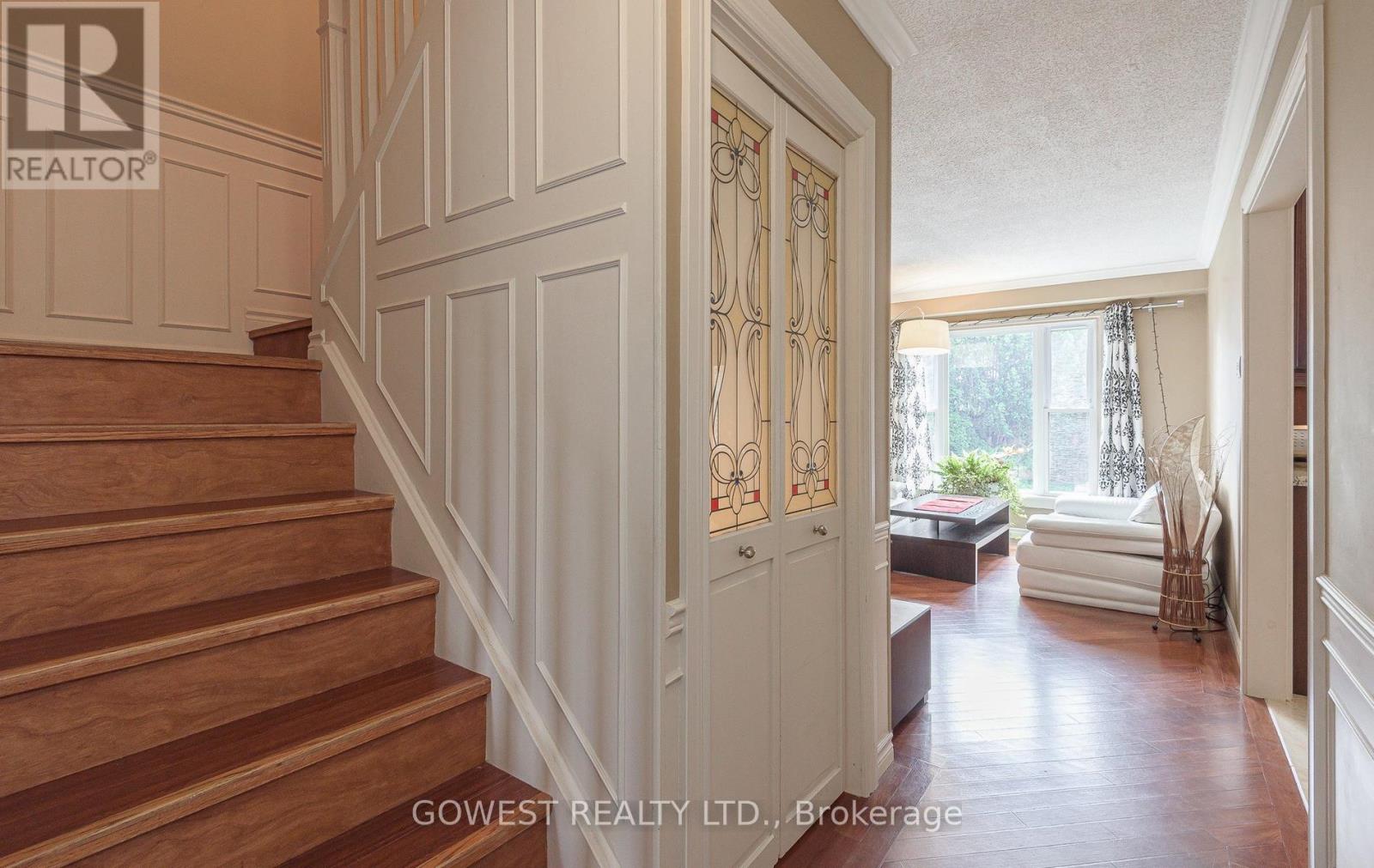 6564 Edenwood Drive, Mississauga, Ontario  L5N 3L7 - Photo 11 - W13028754