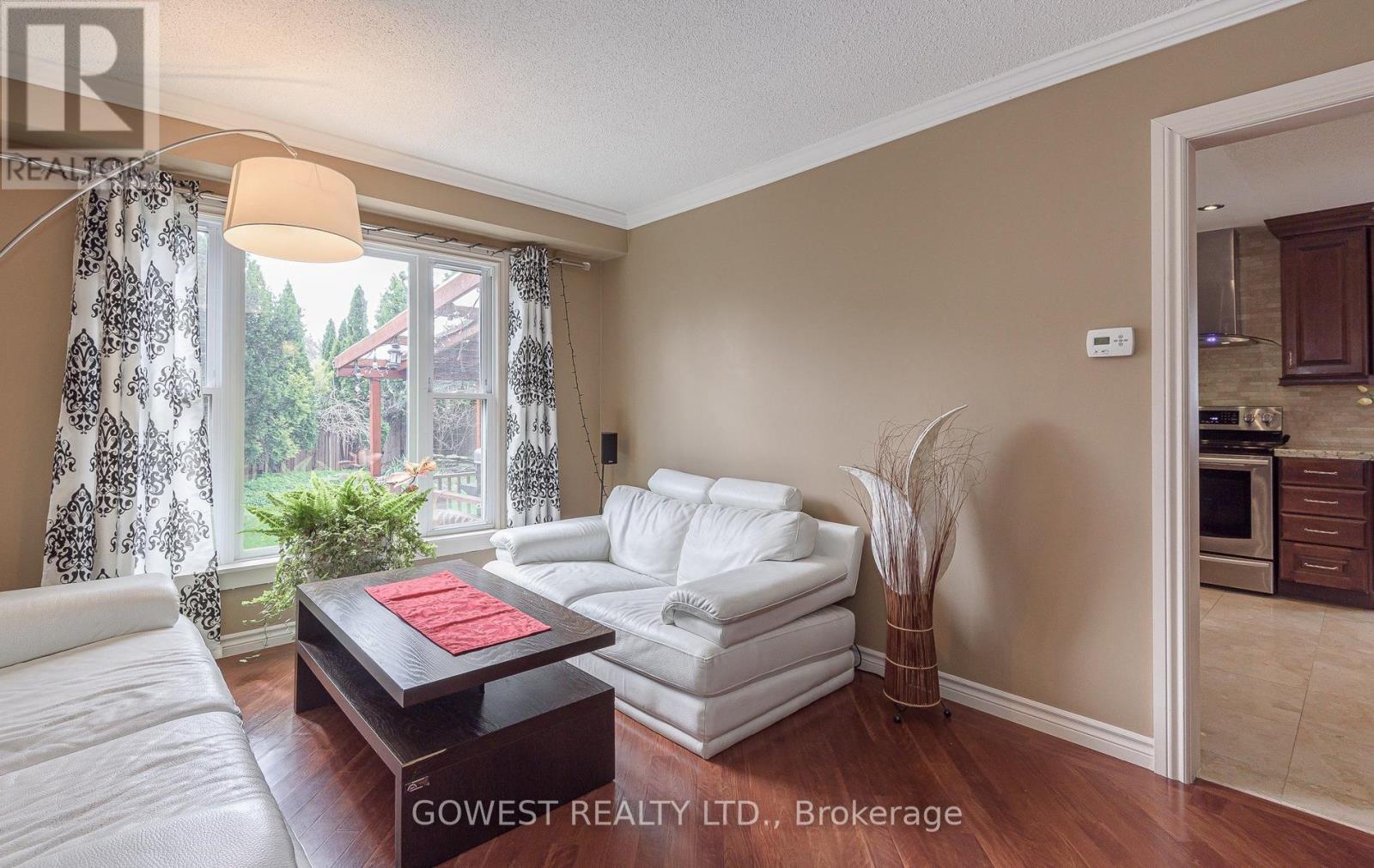 6564 Edenwood Drive, Mississauga, Ontario  L5N 3L7 - Photo 13 - W13028754