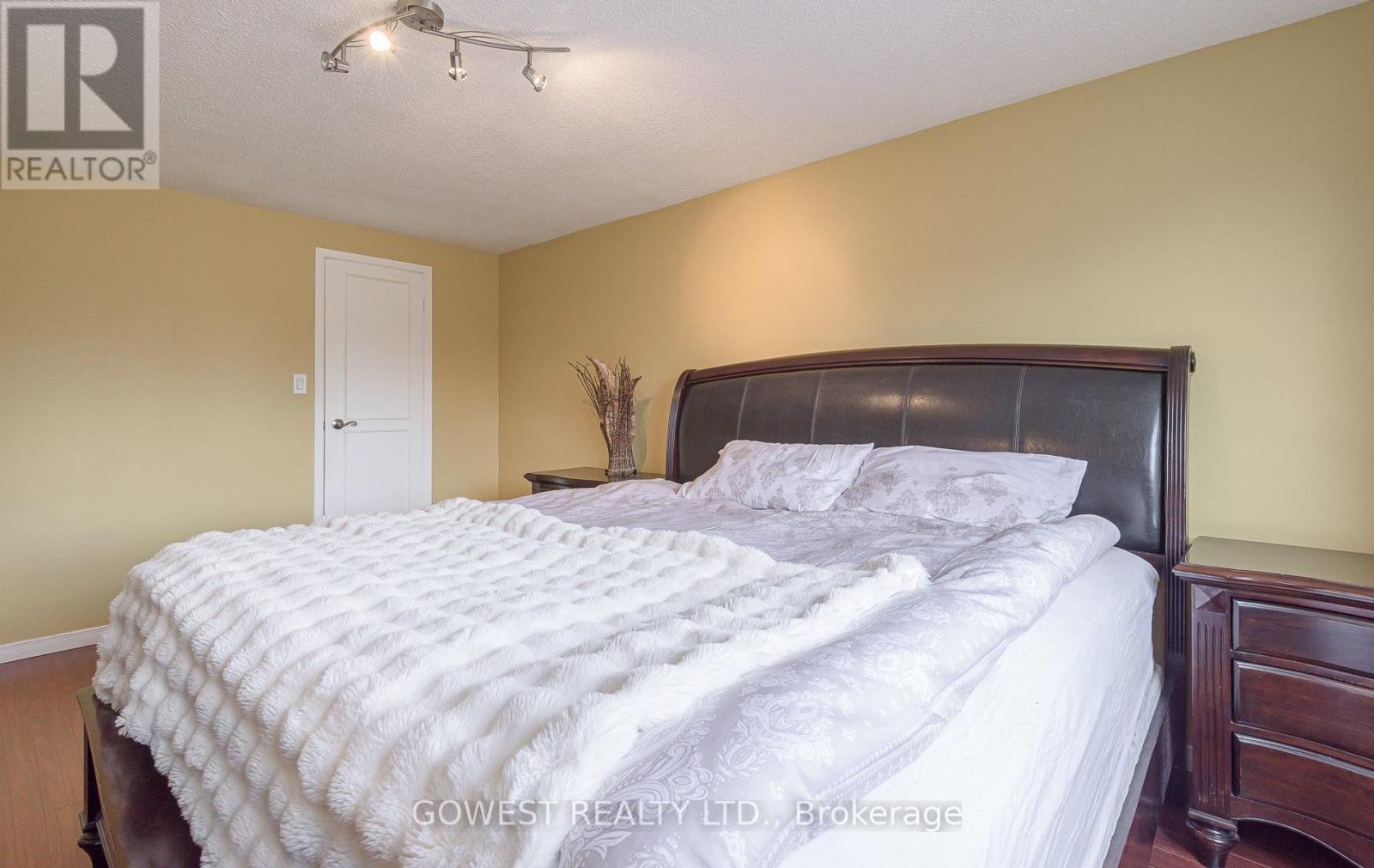 6564 Edenwood Drive, Mississauga, Ontario  L5N 3L7 - Photo 25 - W13028754