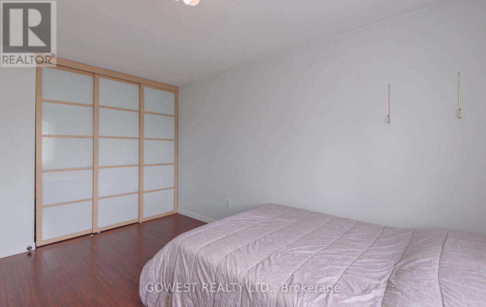 6564 Edenwood Drive, Mississauga, Ontario  L5N 3L7 - Photo 32 - W13028754