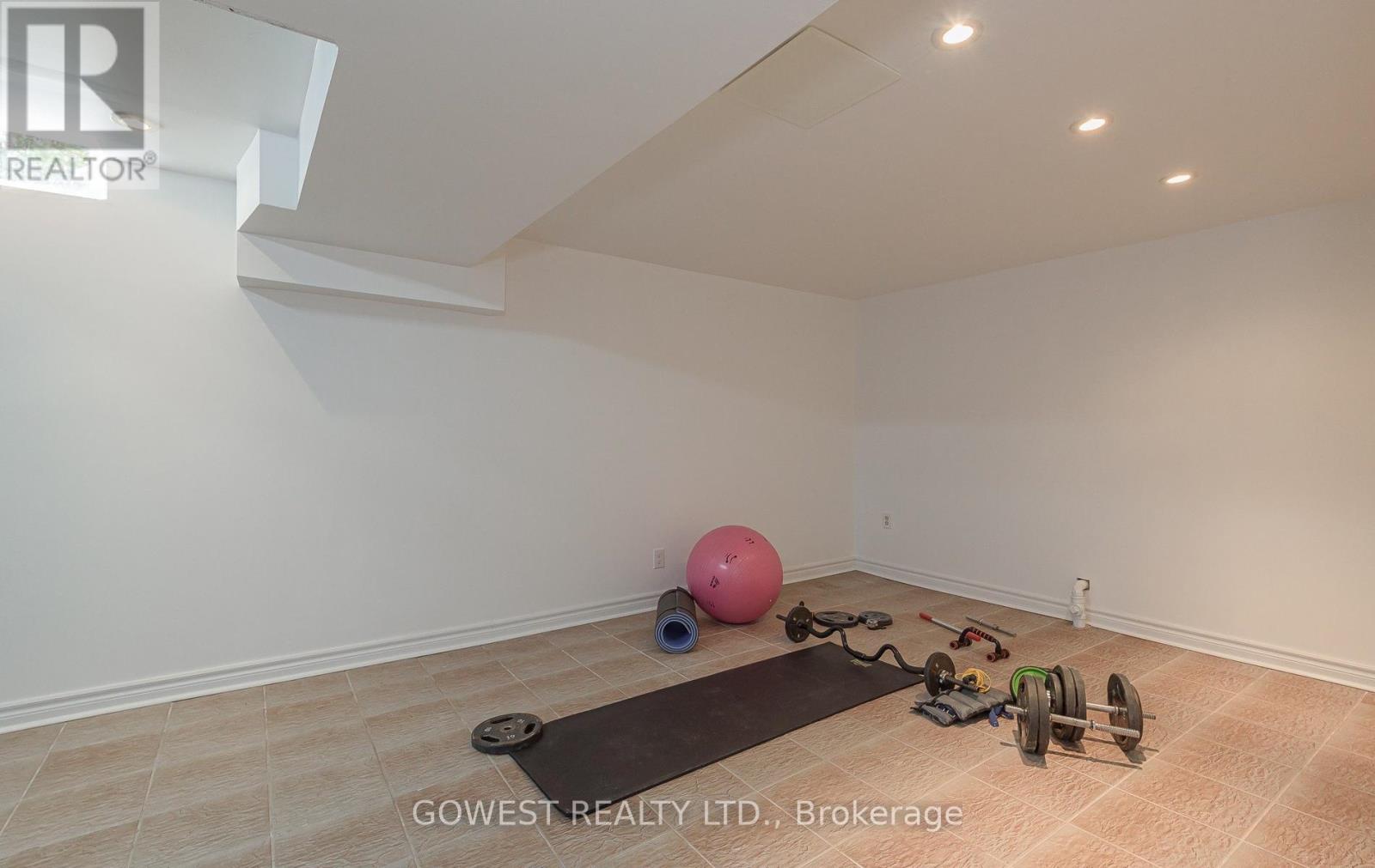 6564 Edenwood Drive, Mississauga, Ontario  L5N 3L7 - Photo 34 - W13028754