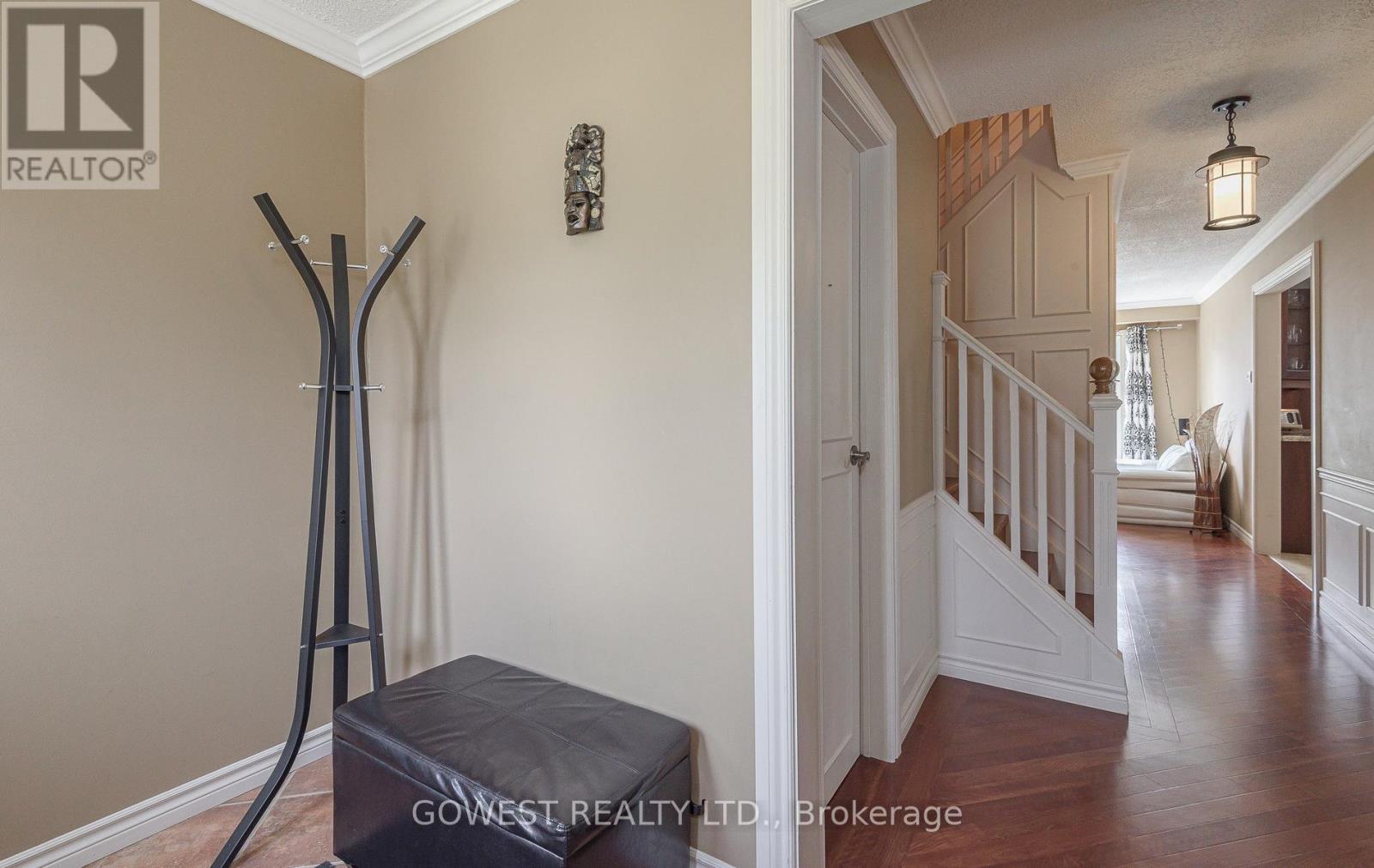 6564 Edenwood Drive, Mississauga, Ontario  L5N 3L7 - Photo 6 - W13028754