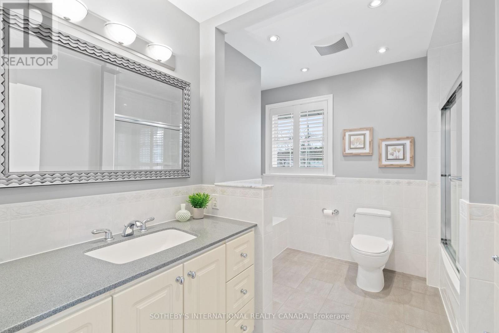 4 Welbrooke Place, Toronto, Ontario  M9B 5A3 - Photo 22 - W13028776